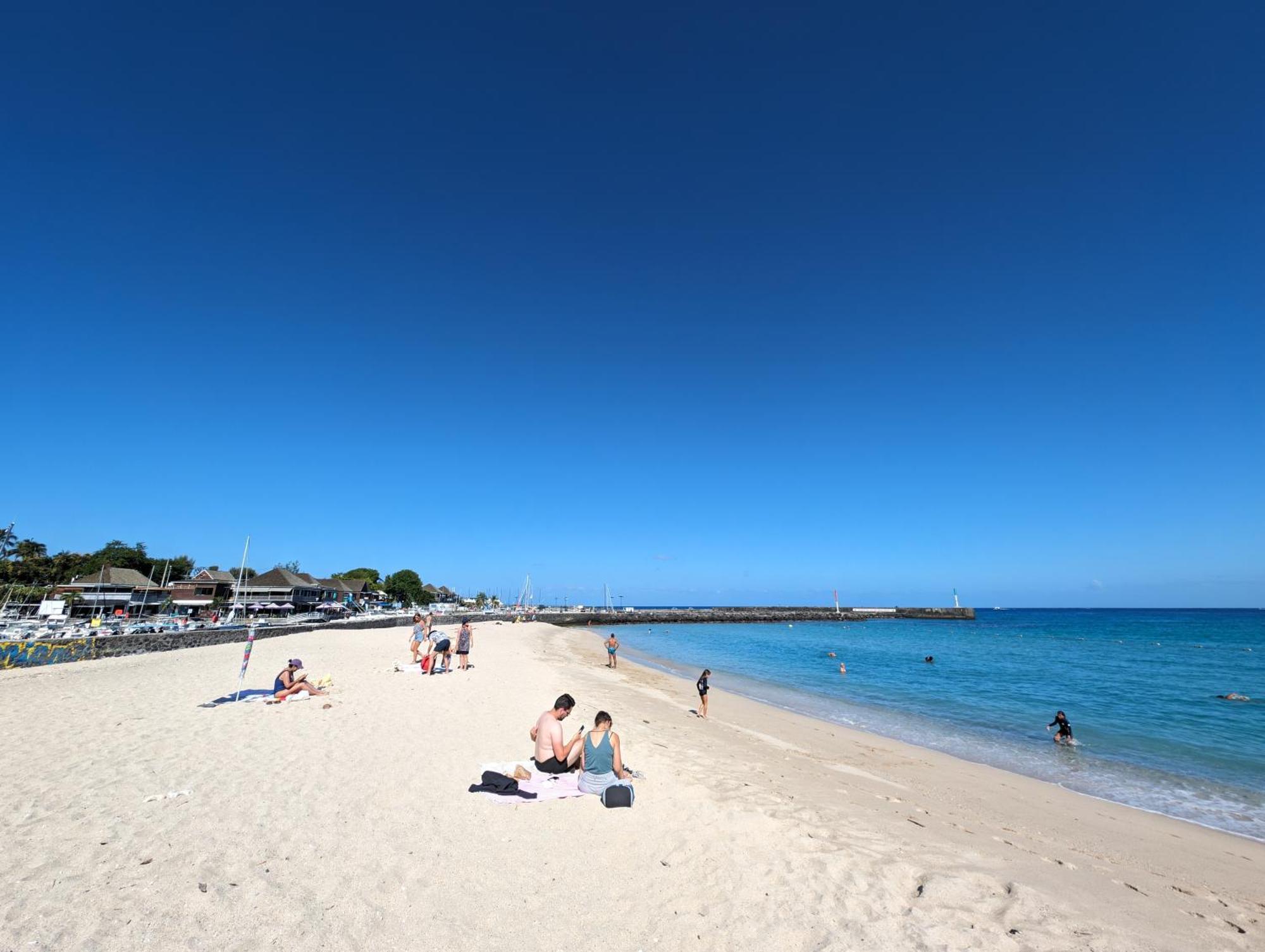 Cap Saint Gilles - T3 Vue Sur Le Portアパートメント エクステリア 写真